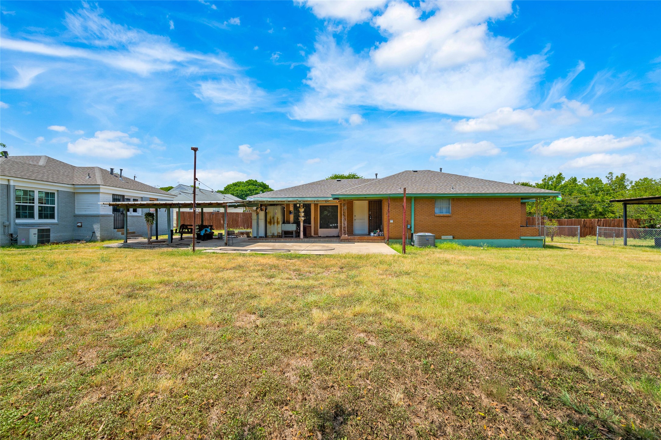 3823 Dempster Avenue Cockrell Hill TX 75211
