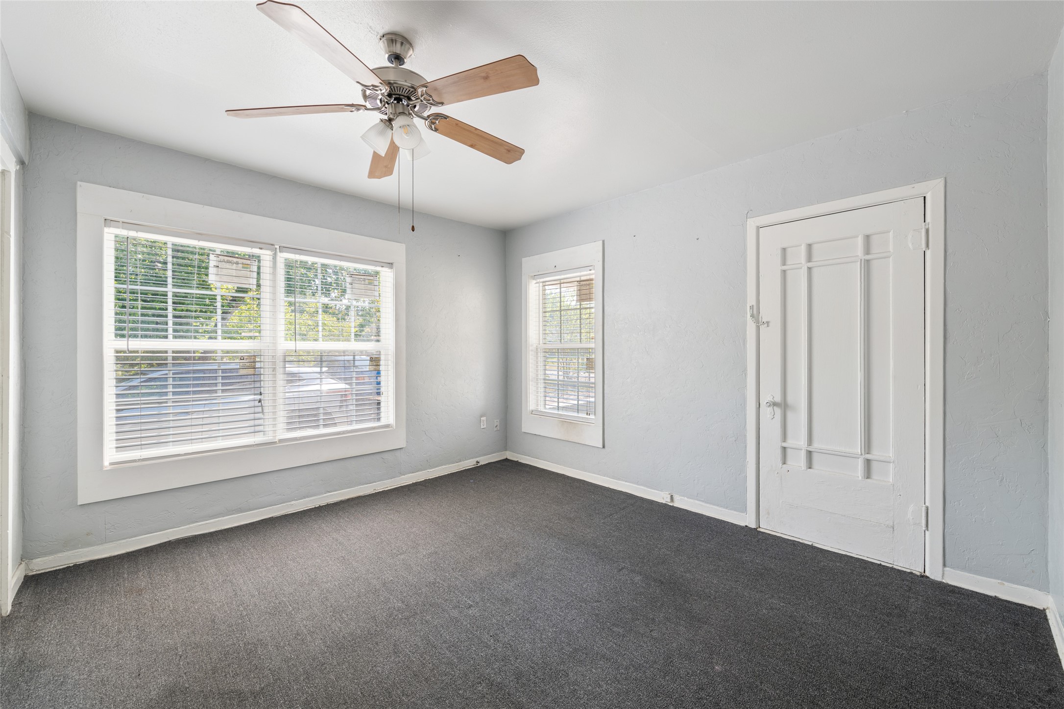 3823 Dempster Avenue Cockrell Hill TX 75211