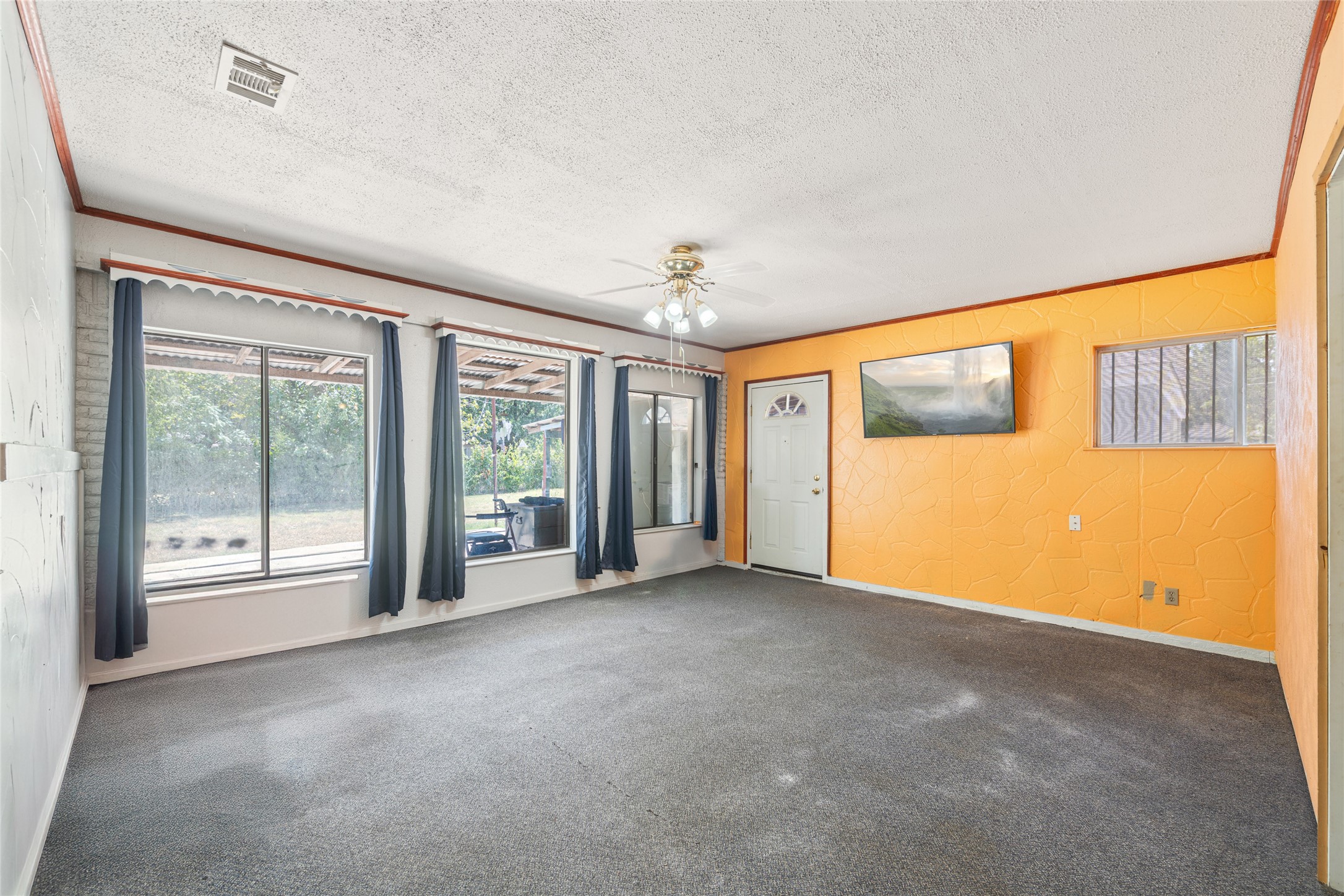 3823 Dempster Avenue Cockrell Hill TX 75211