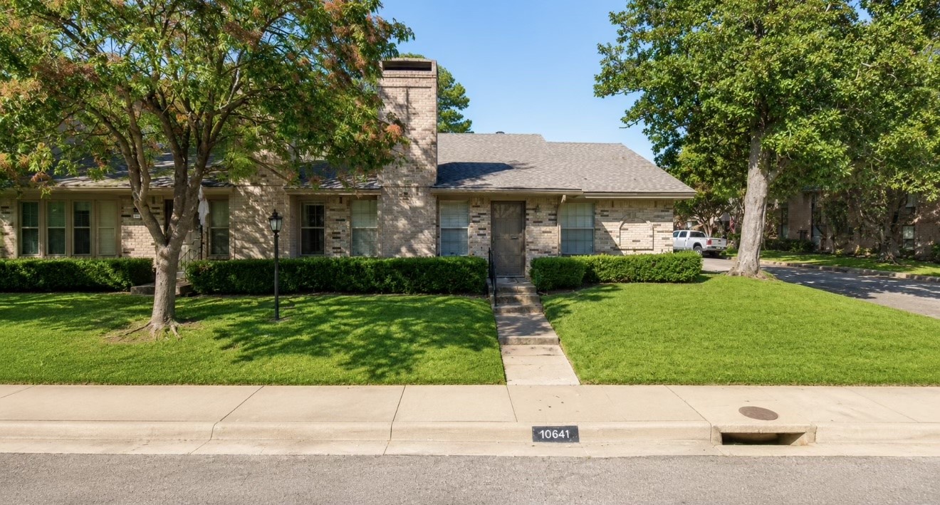 10641 Northboro Street Dallas TX 75230