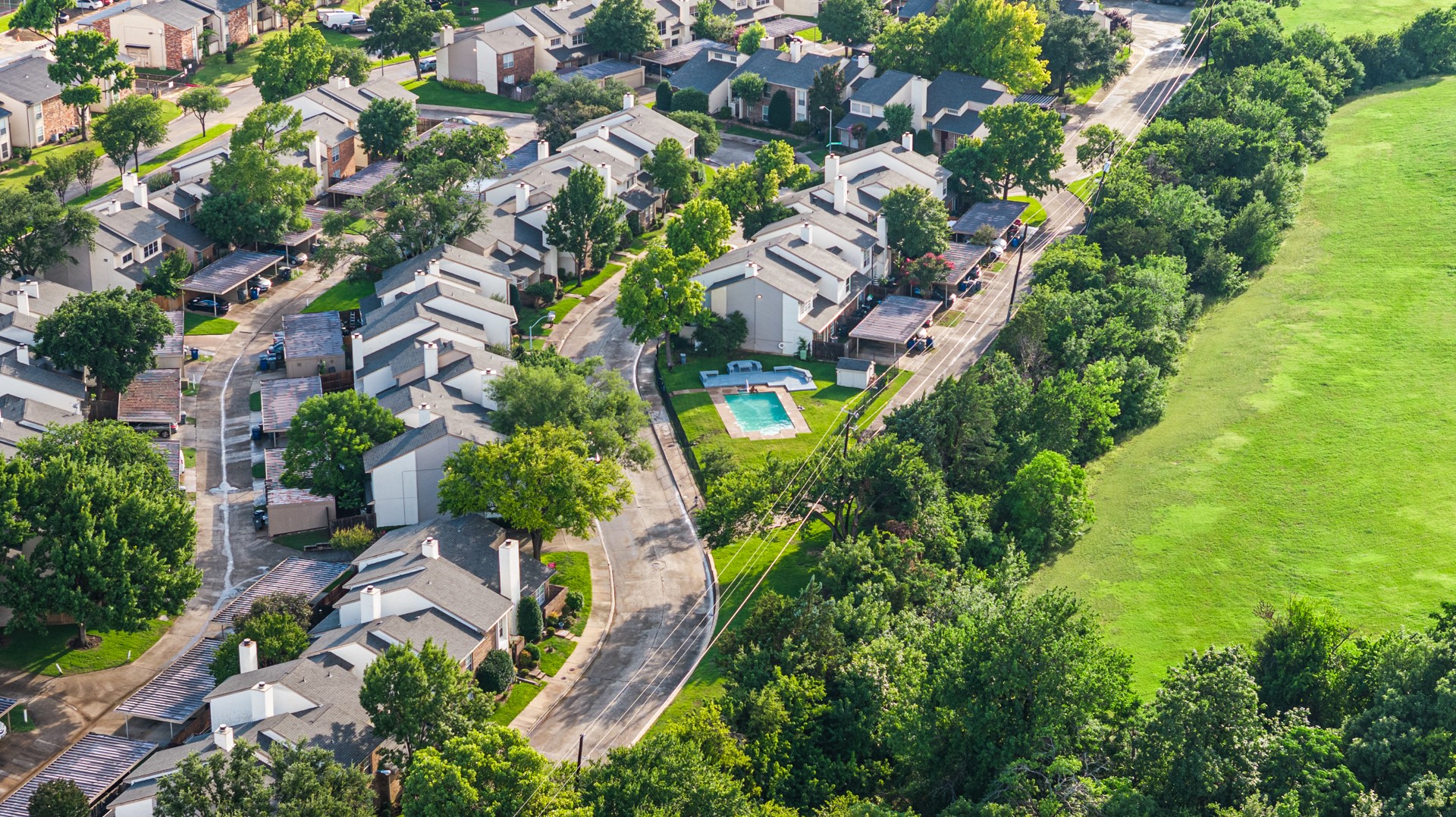13207 Woodbend Lane Dallas TX 75243