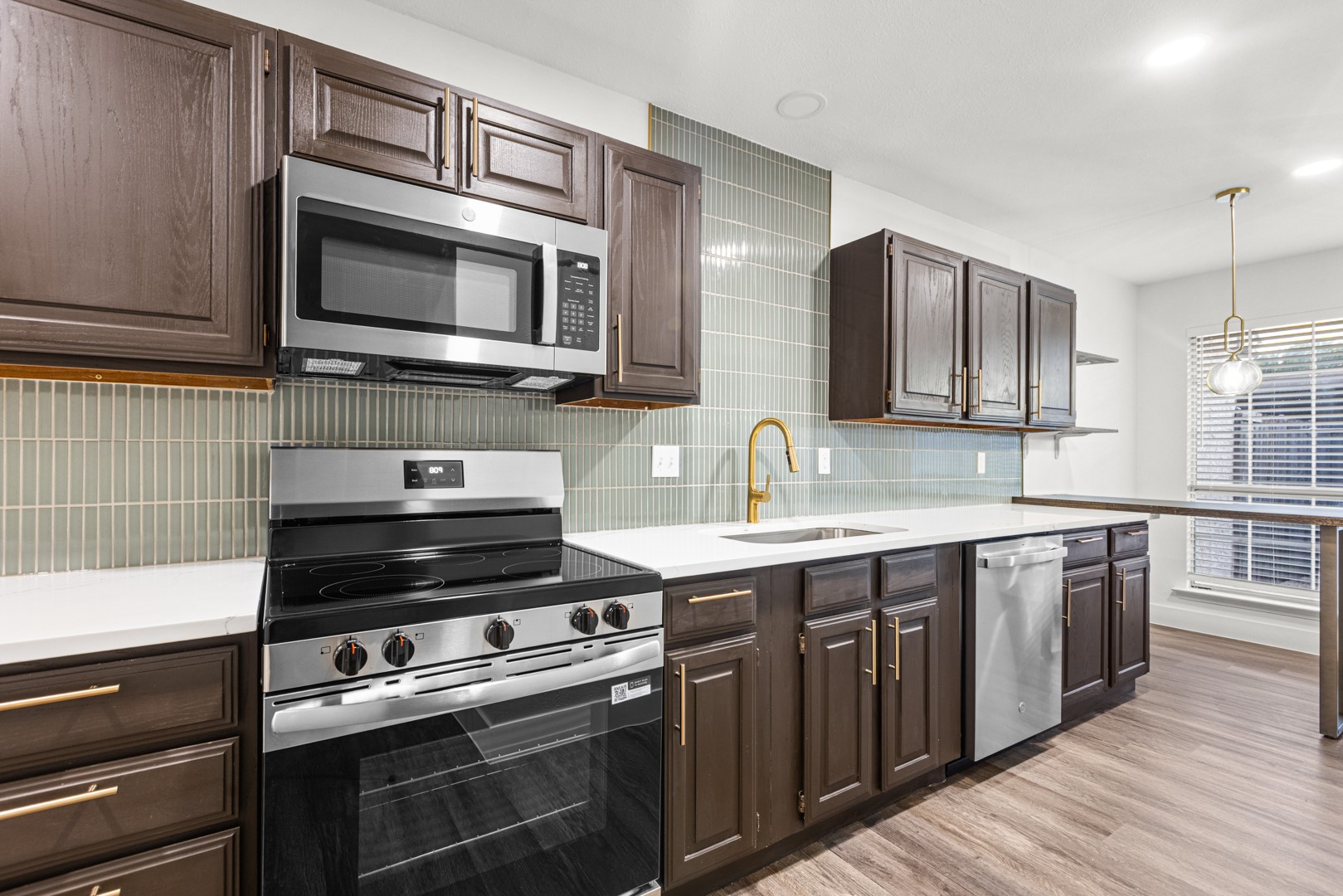 13207 Woodbend Lane Dallas TX 75243