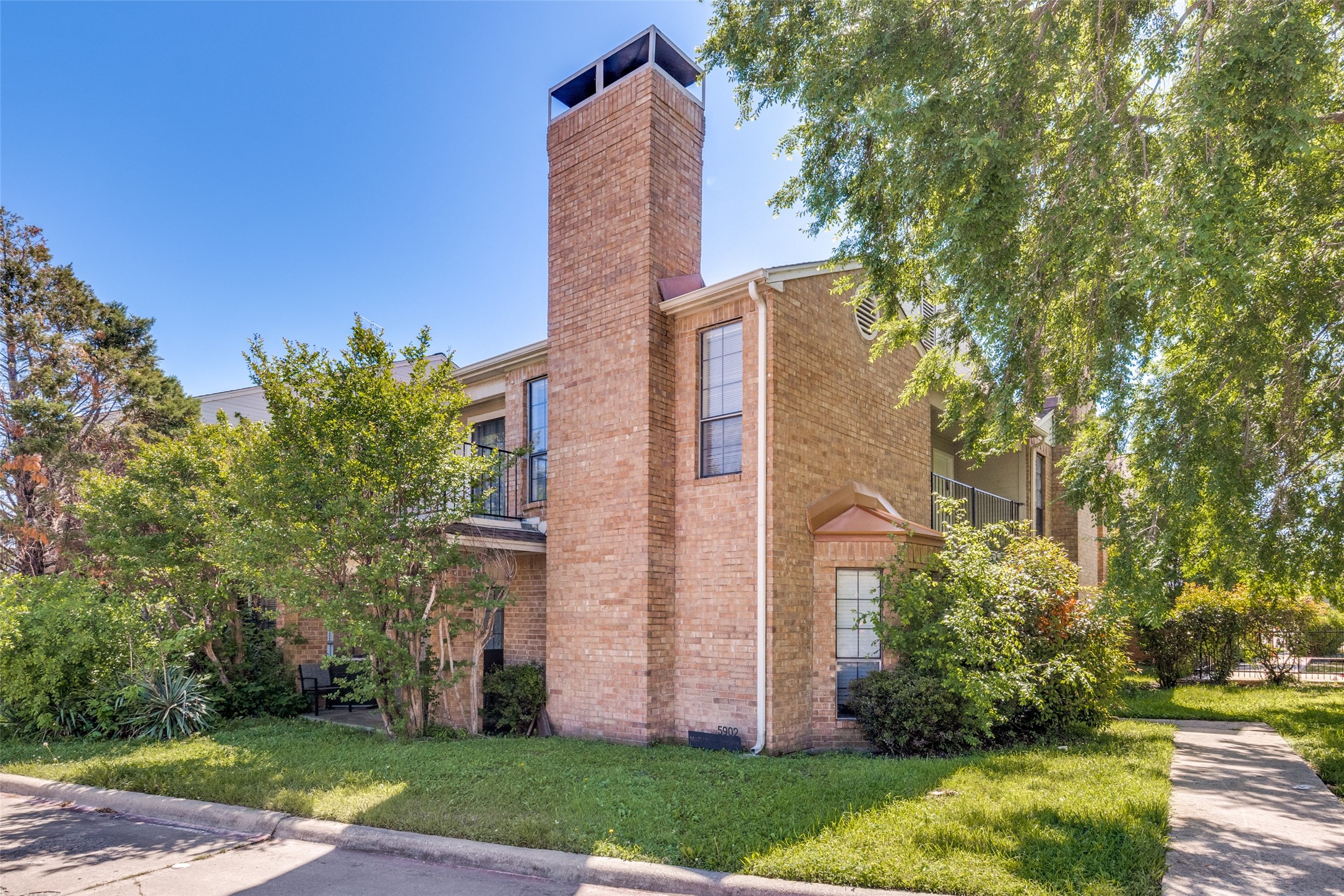 5902 Marvin Loving Drive Garland TX 75043