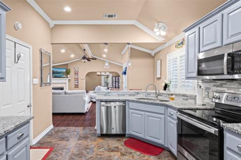 1208 Henard Lane Granbury TX 76048