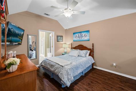1208 Henard Lane Granbury TX 76048
