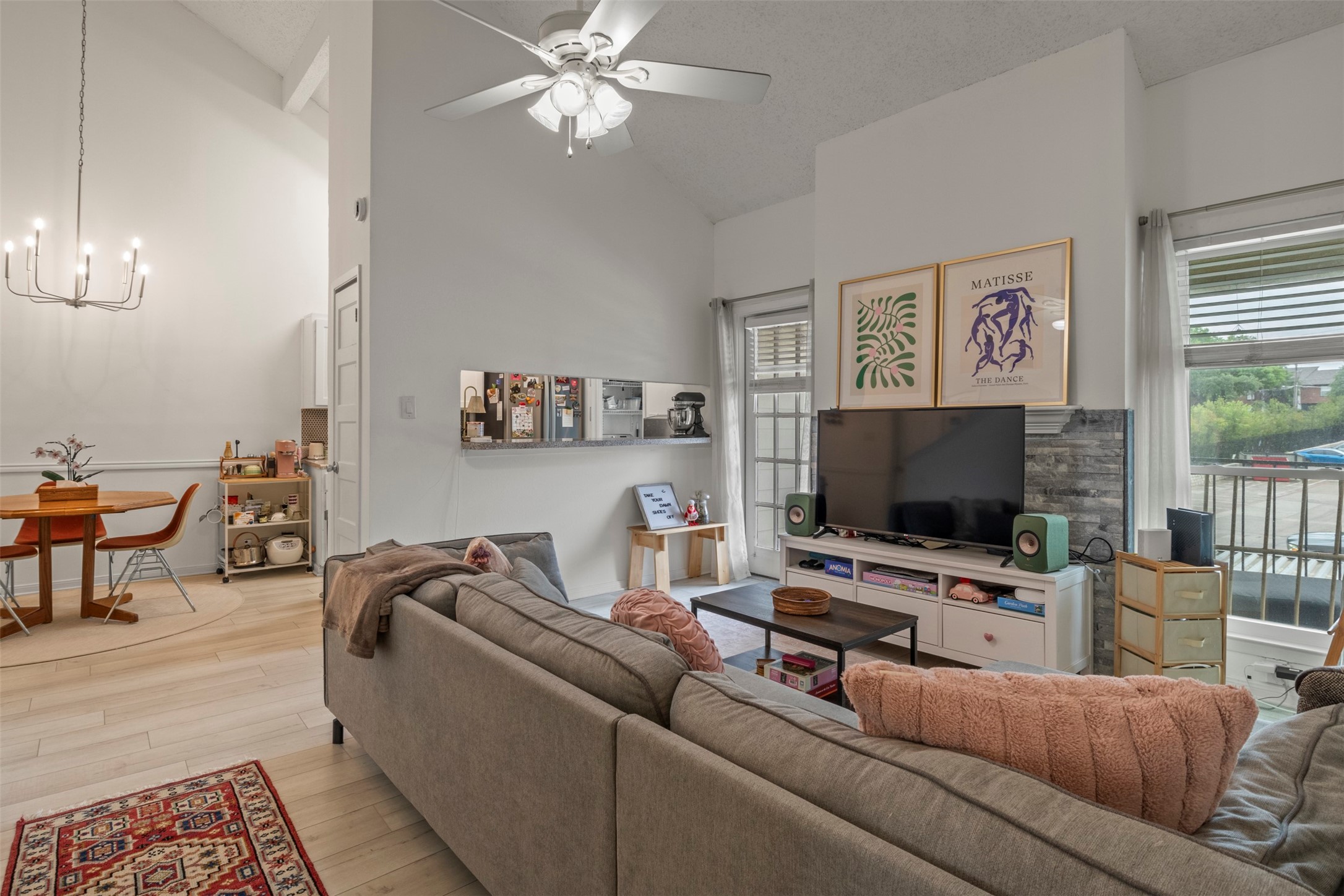 5981 Arapaho Road Dallas TX 75248