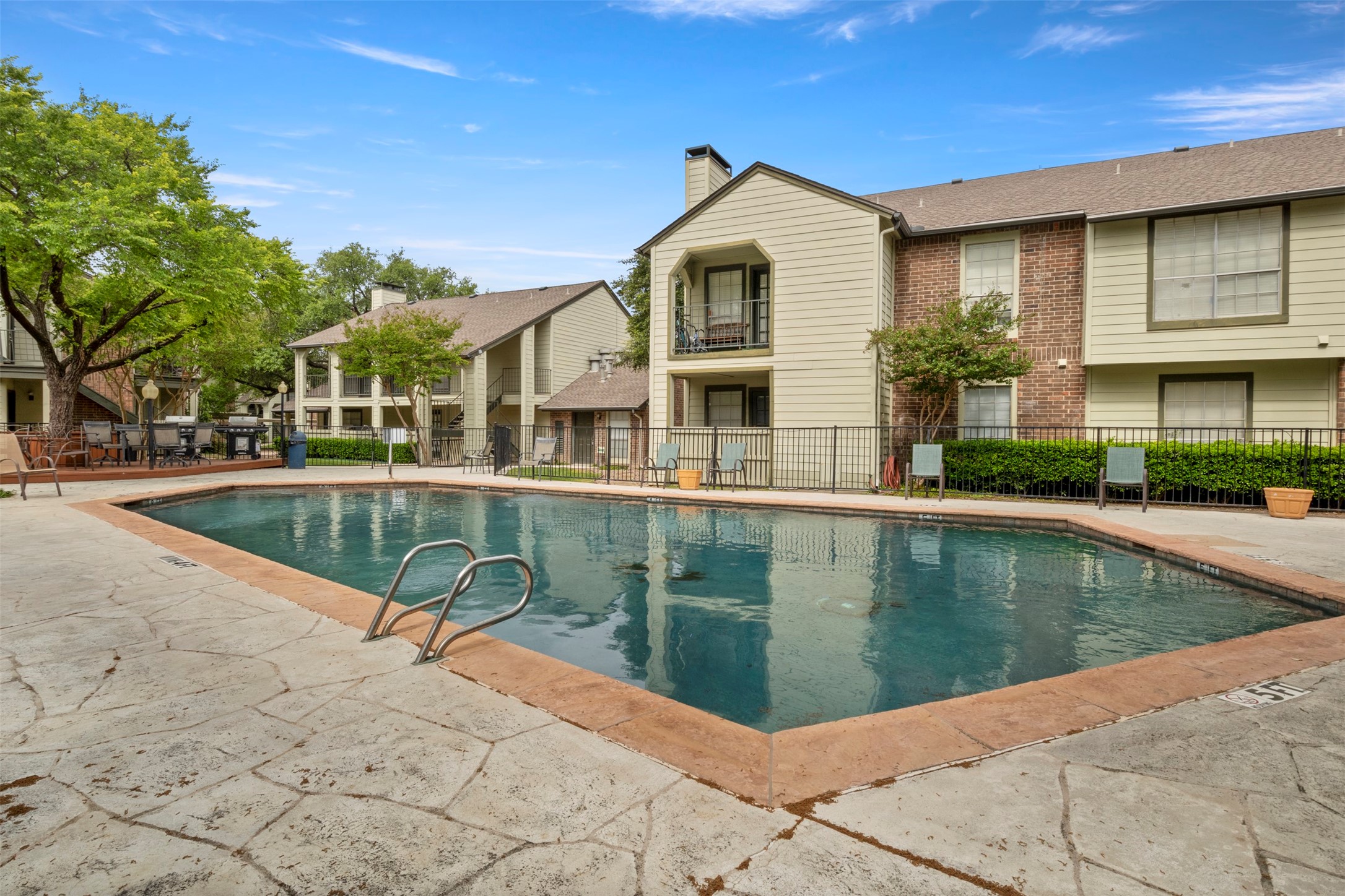 5981 Arapaho Road Dallas TX 75248