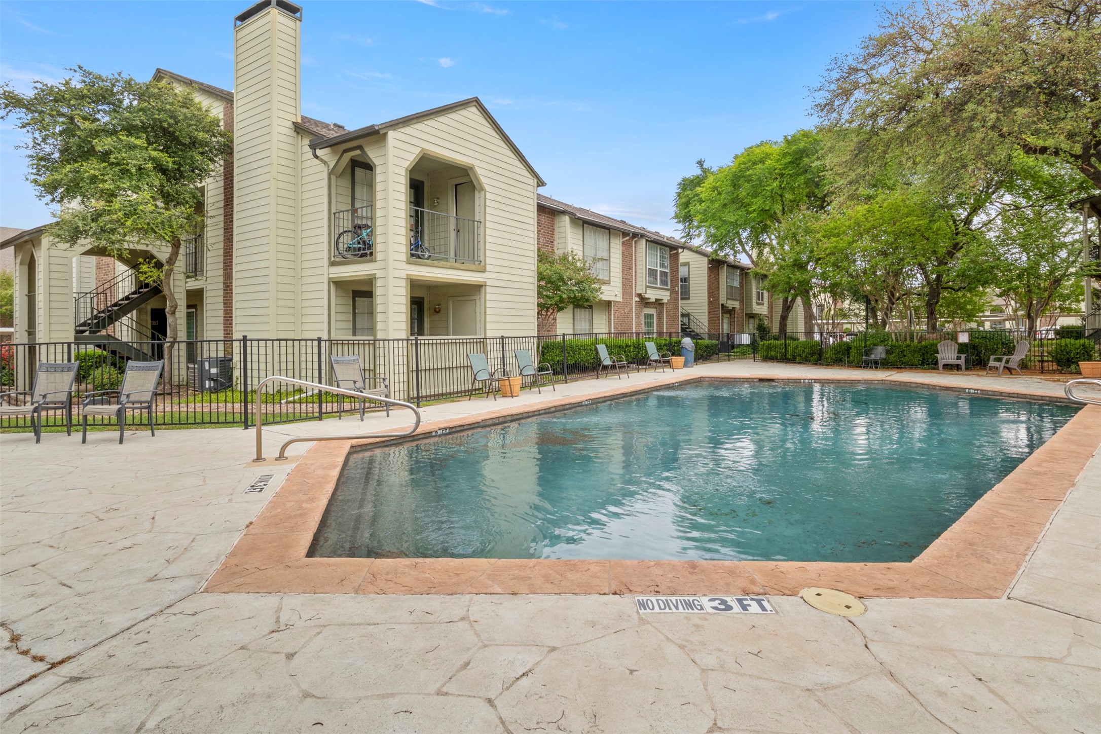 5981 Arapaho Road Dallas TX 75248
