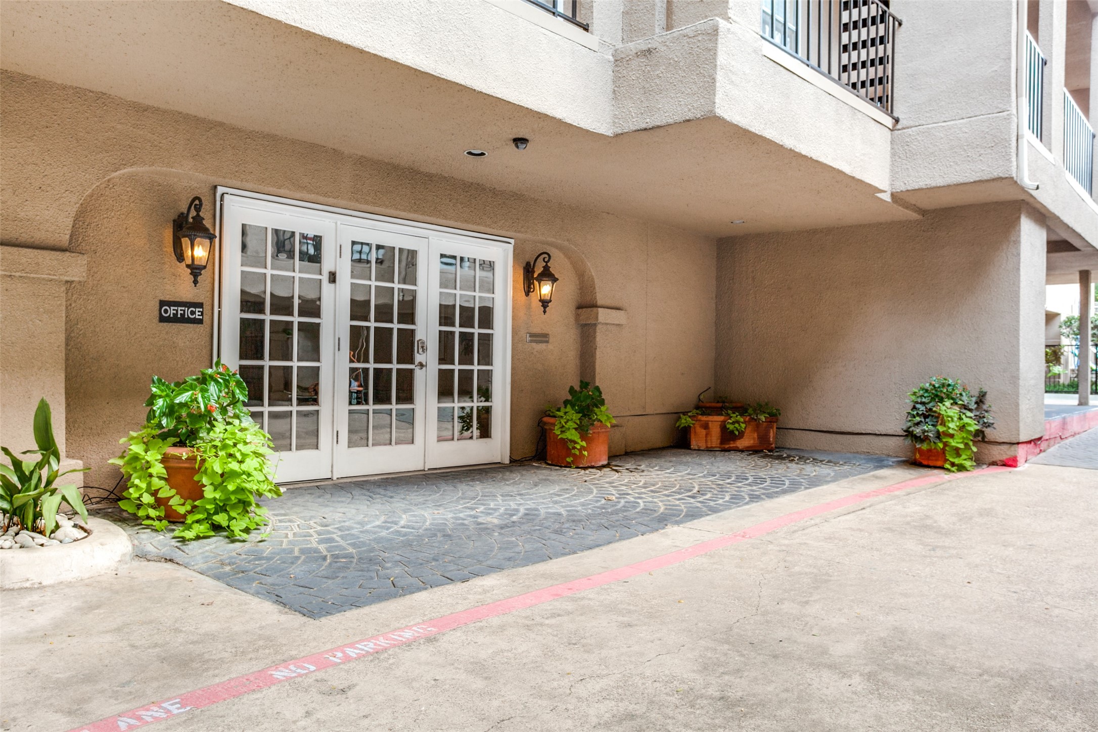 3311 Blackburn Street Dallas TX 75204