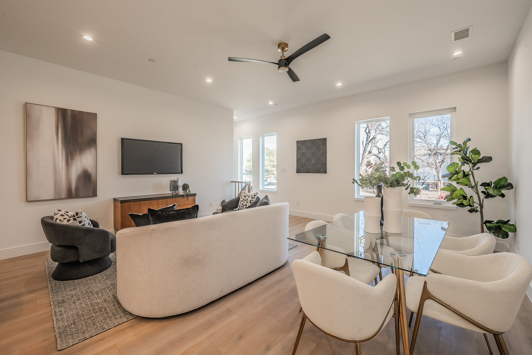 5320 Reiger Avenue Dallas TX 75214