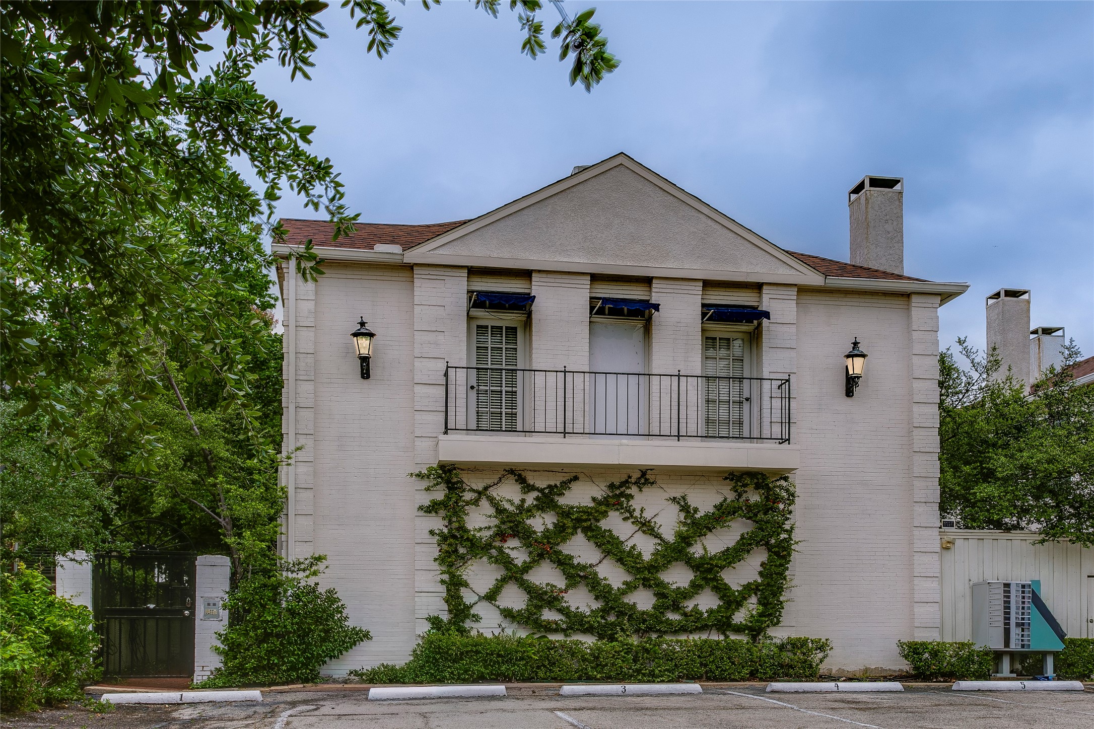 4424 Holland Avenue Dallas TX 75219