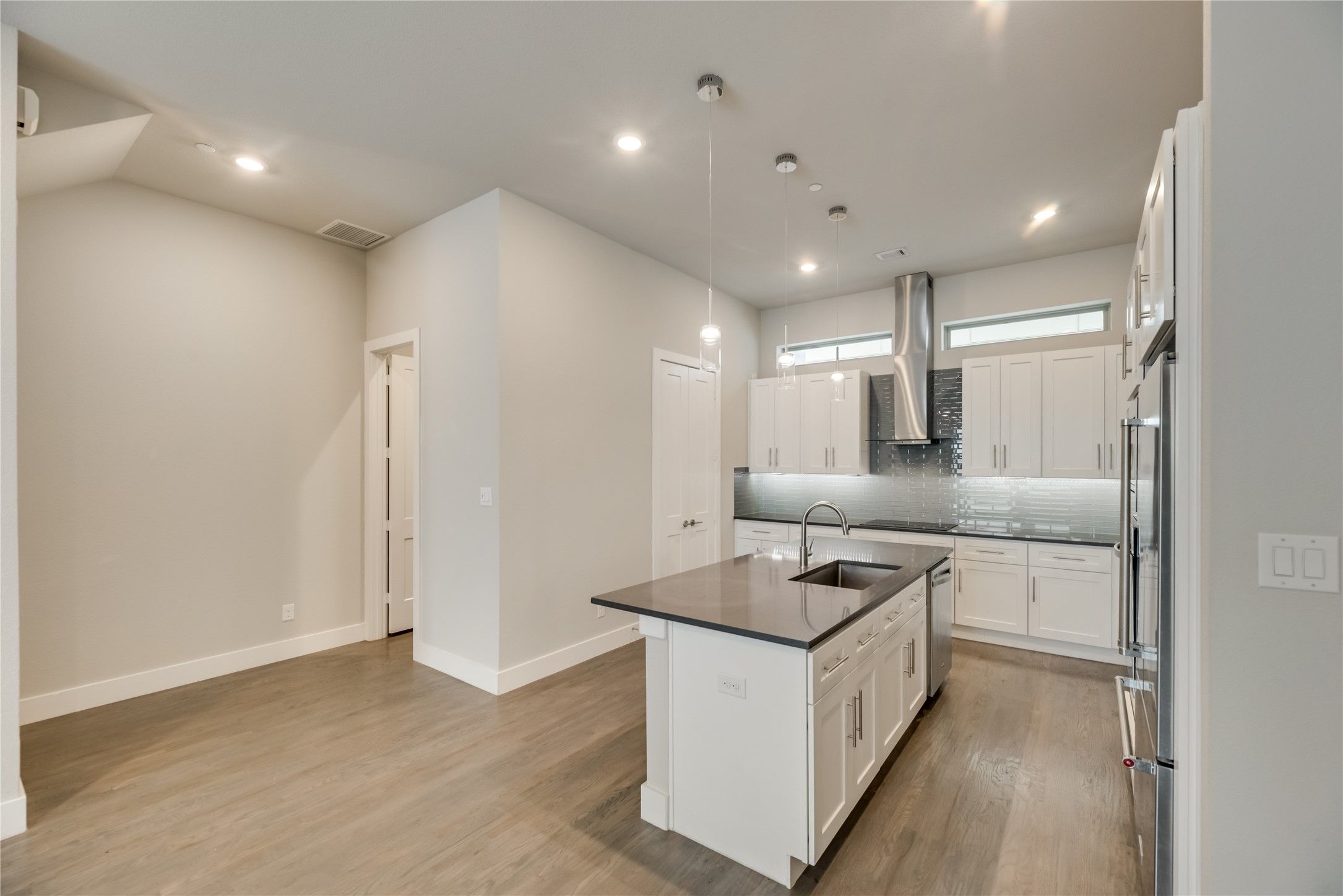 5912 Ross Avenue Dallas TX 75206