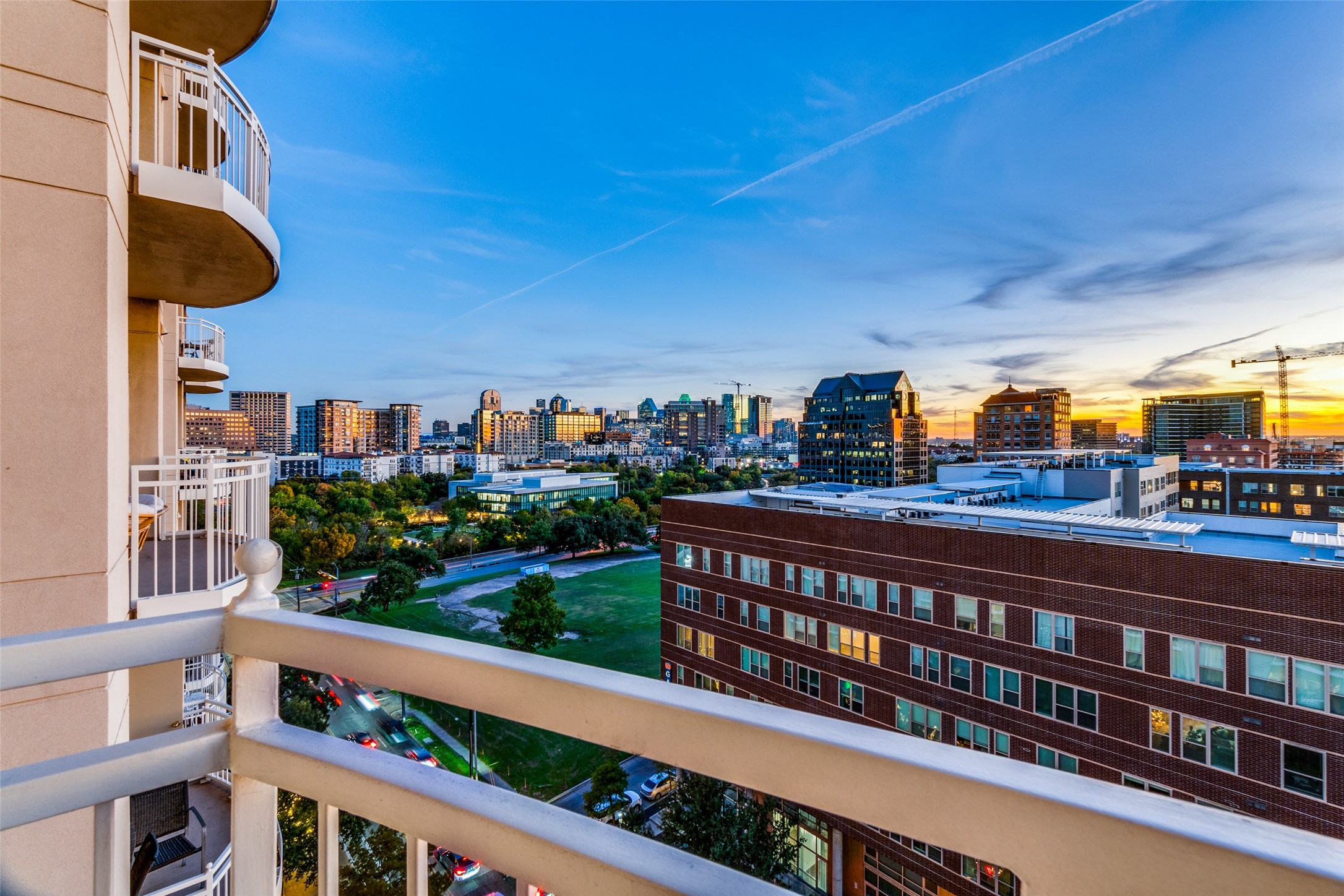 3225 Turtle Creek Boulevard Dallas TX 75219