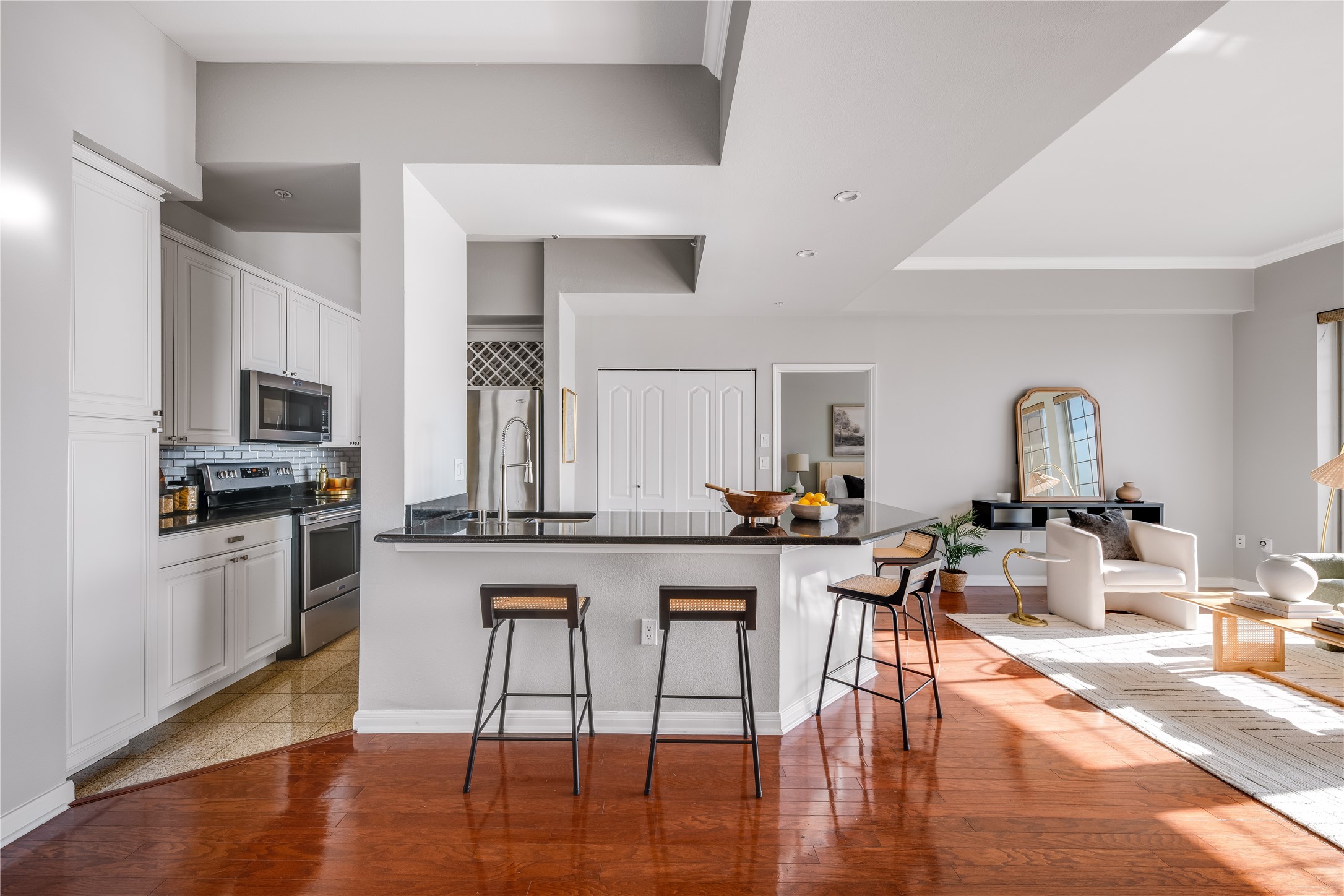 3225 Turtle Creek Boulevard Dallas TX 75219
