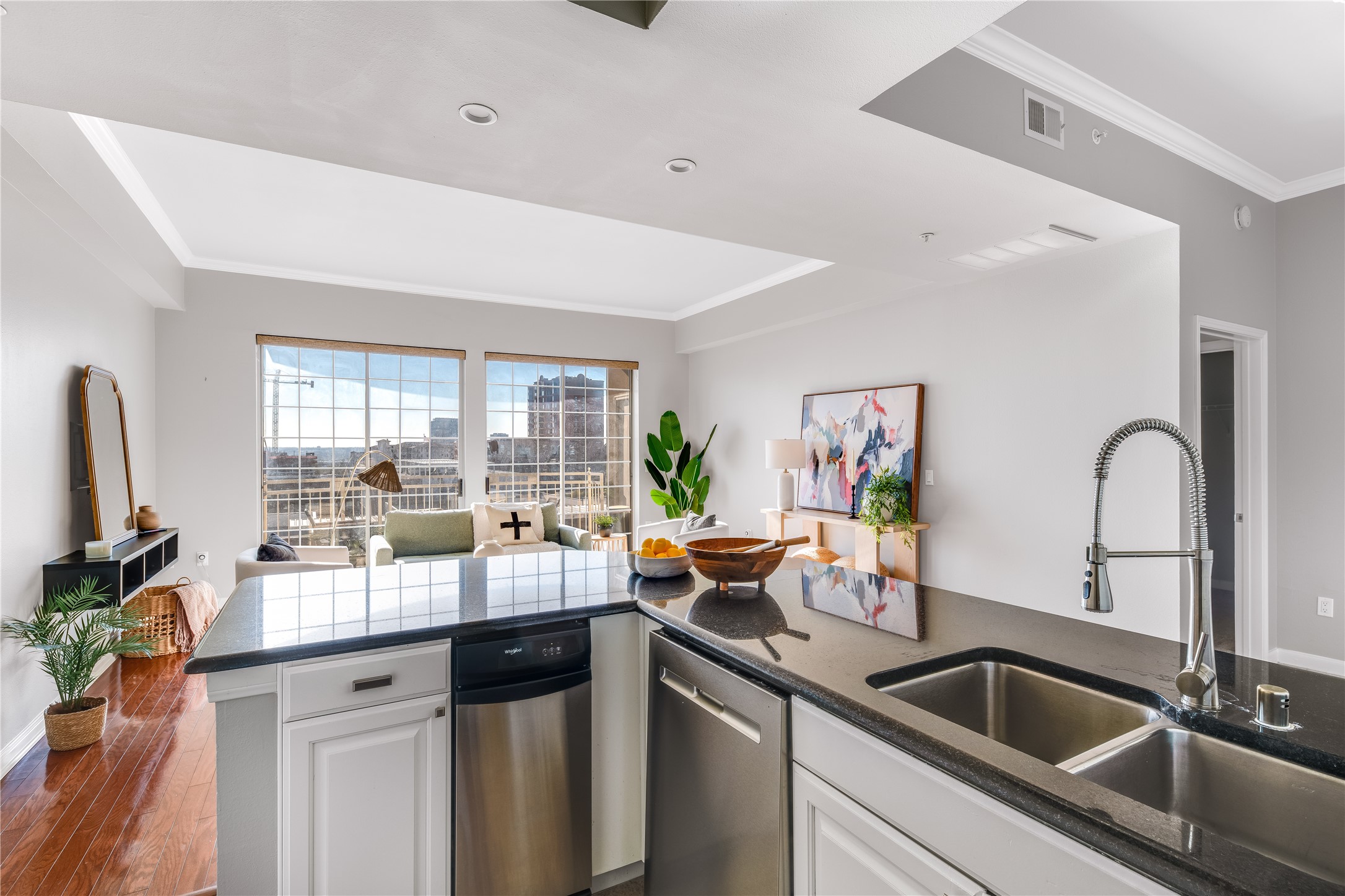 3225 Turtle Creek Boulevard Dallas TX 75219