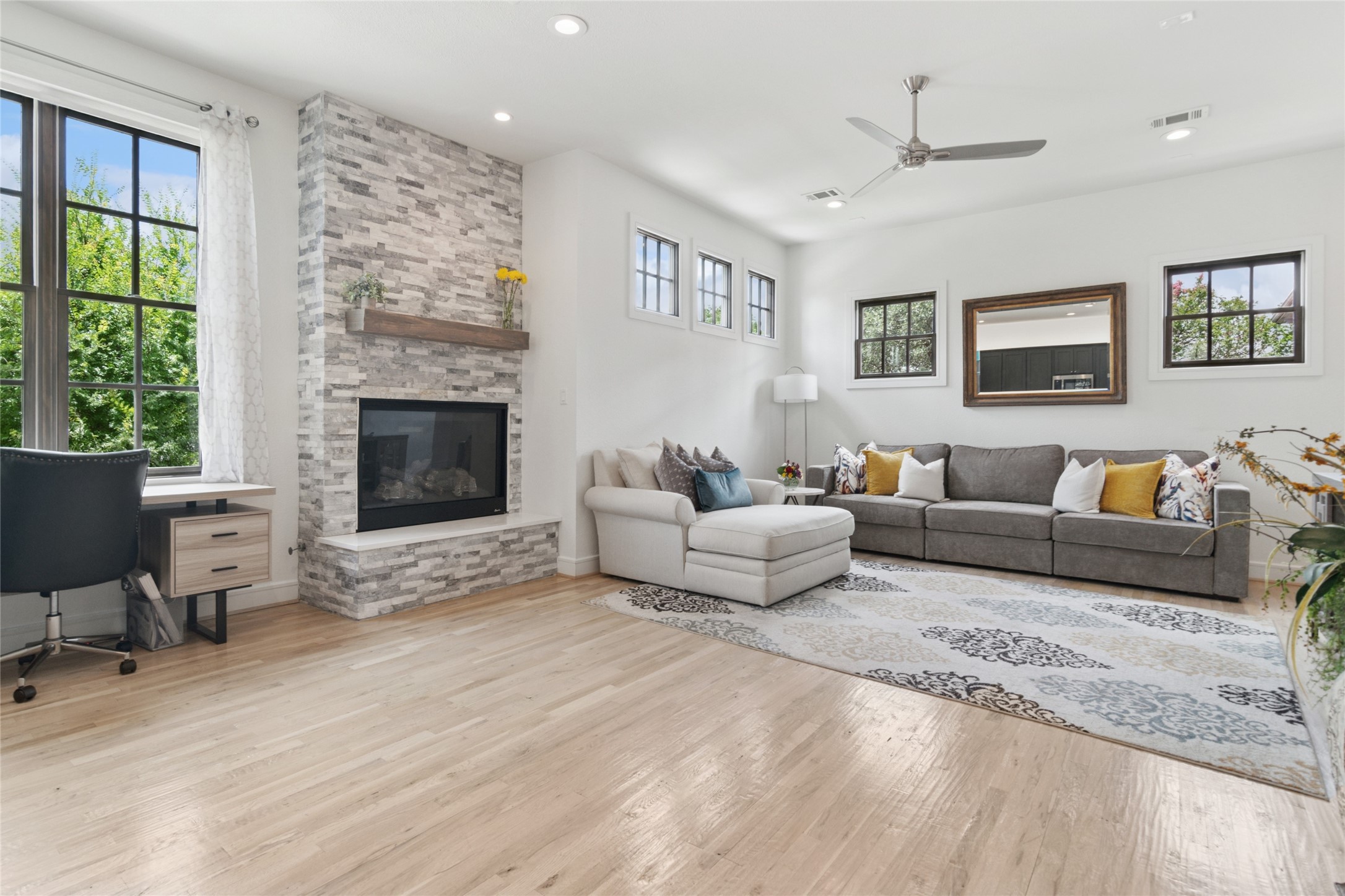 5065 Gaston Avenue Dallas TX 75214