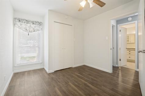 1109 Calico Lane Arlington TX 76011