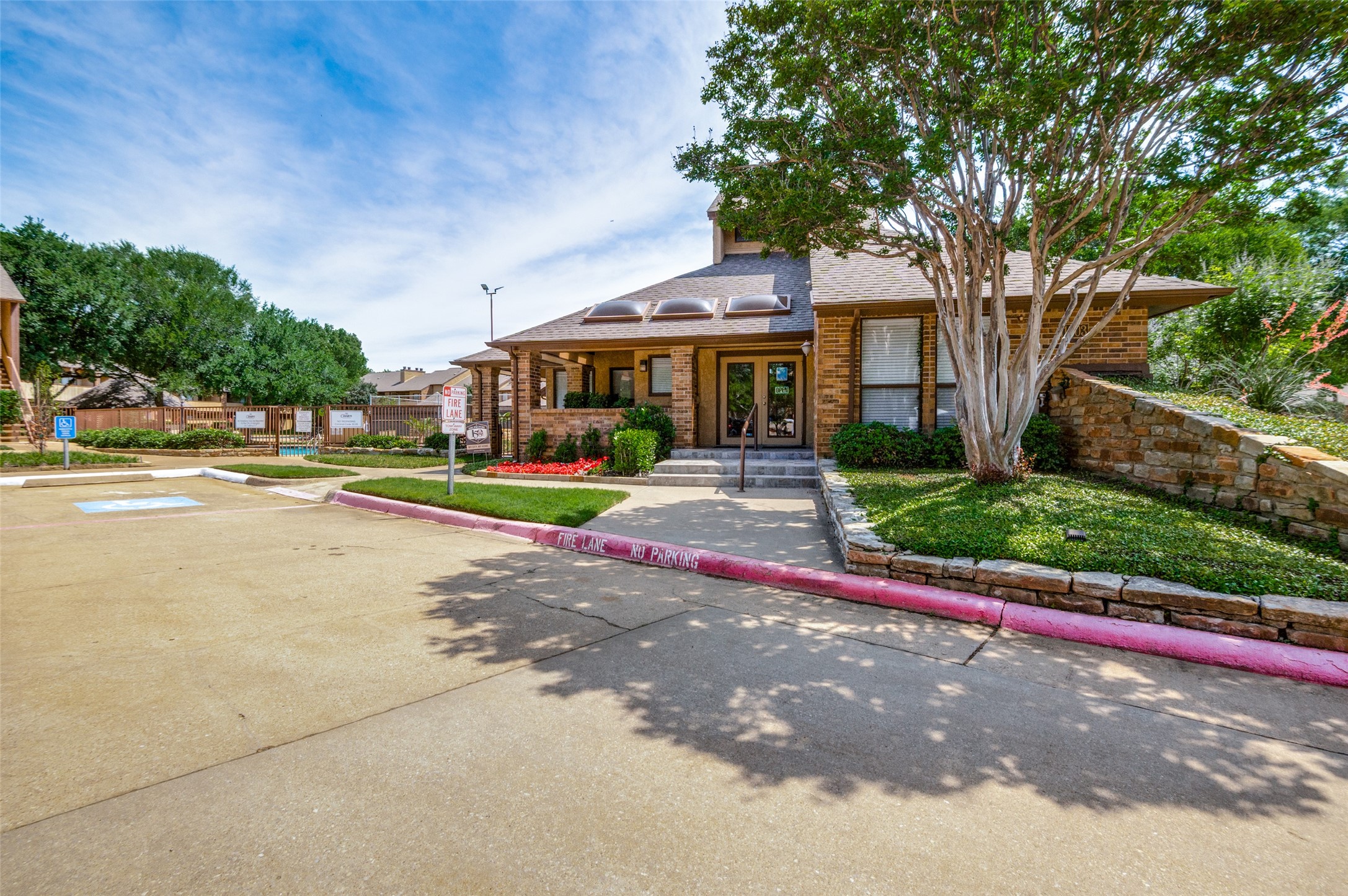 1109 Calico Lane Arlington TX 76011