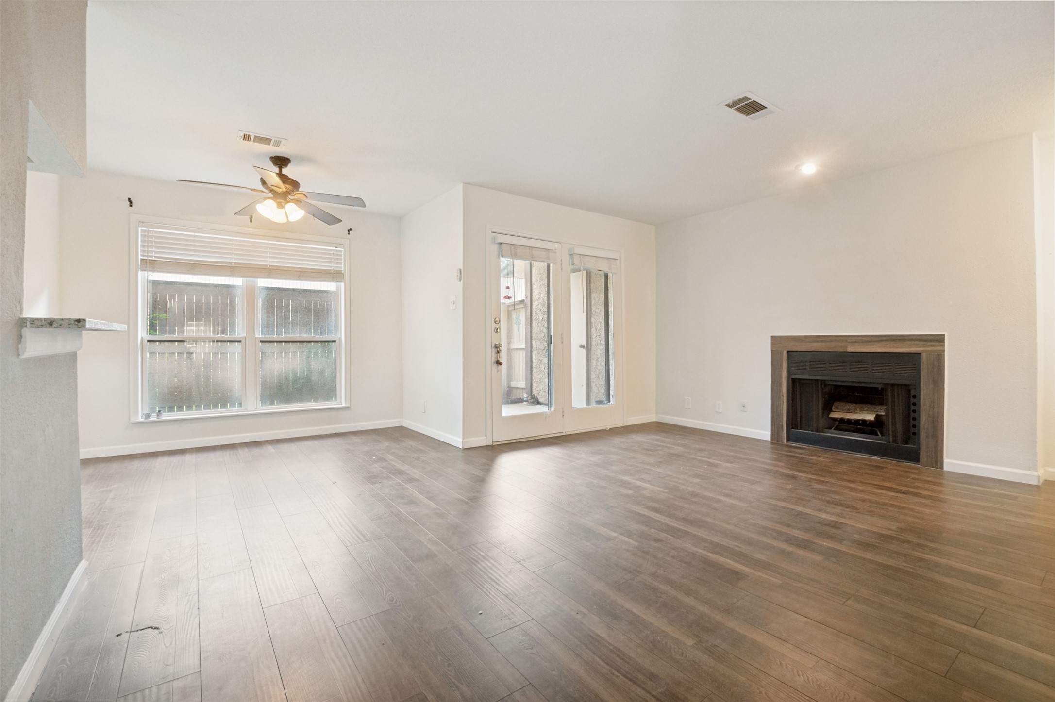 1109 Calico Lane Arlington TX 76011