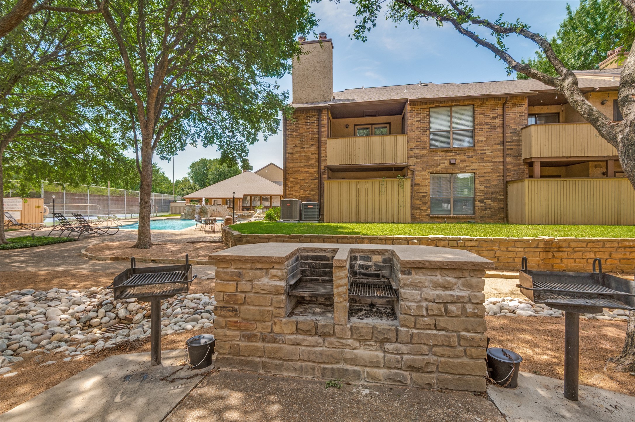 1109 Calico Lane Arlington TX 76011