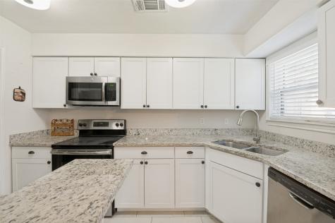 1109 Calico Lane Arlington TX 76011