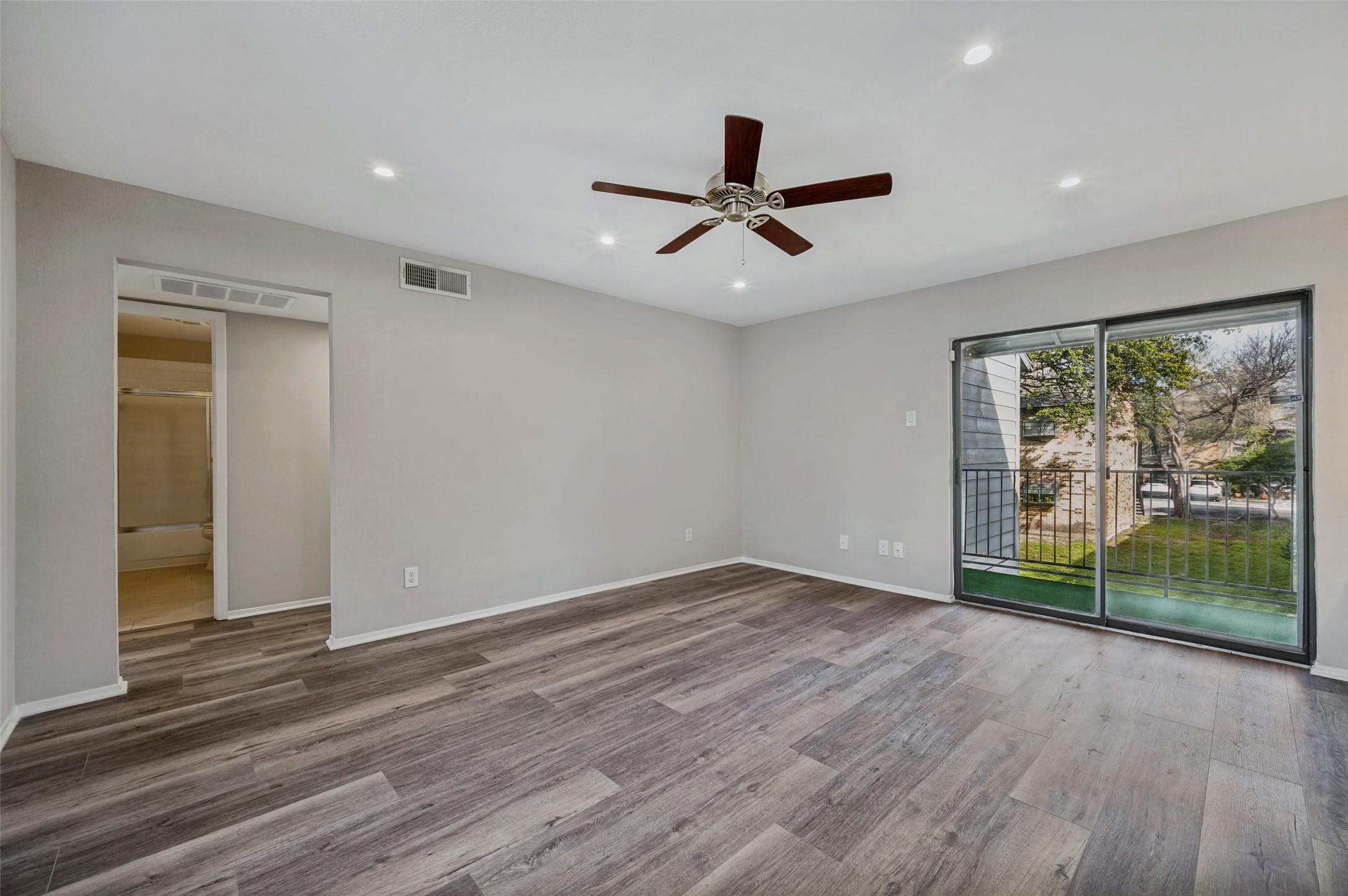 5335 Bent Tree Forest Drive Dallas TX 75248