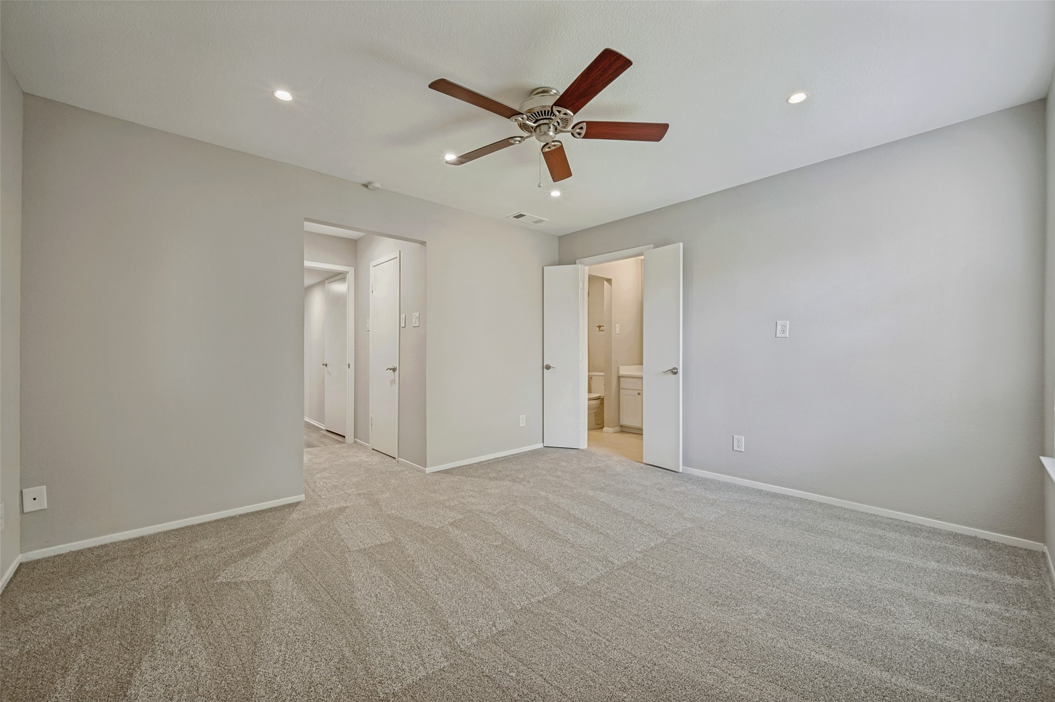 5335 Bent Tree Forest Drive Dallas TX 75248