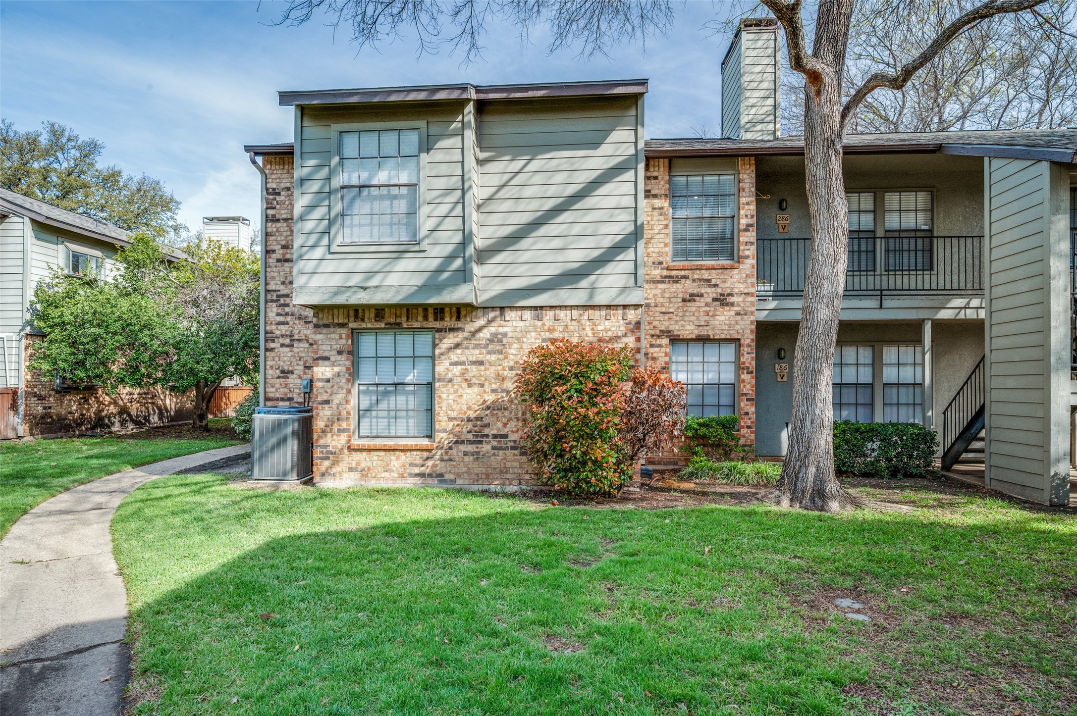 5335 Bent Tree Forest Drive Dallas TX 75248