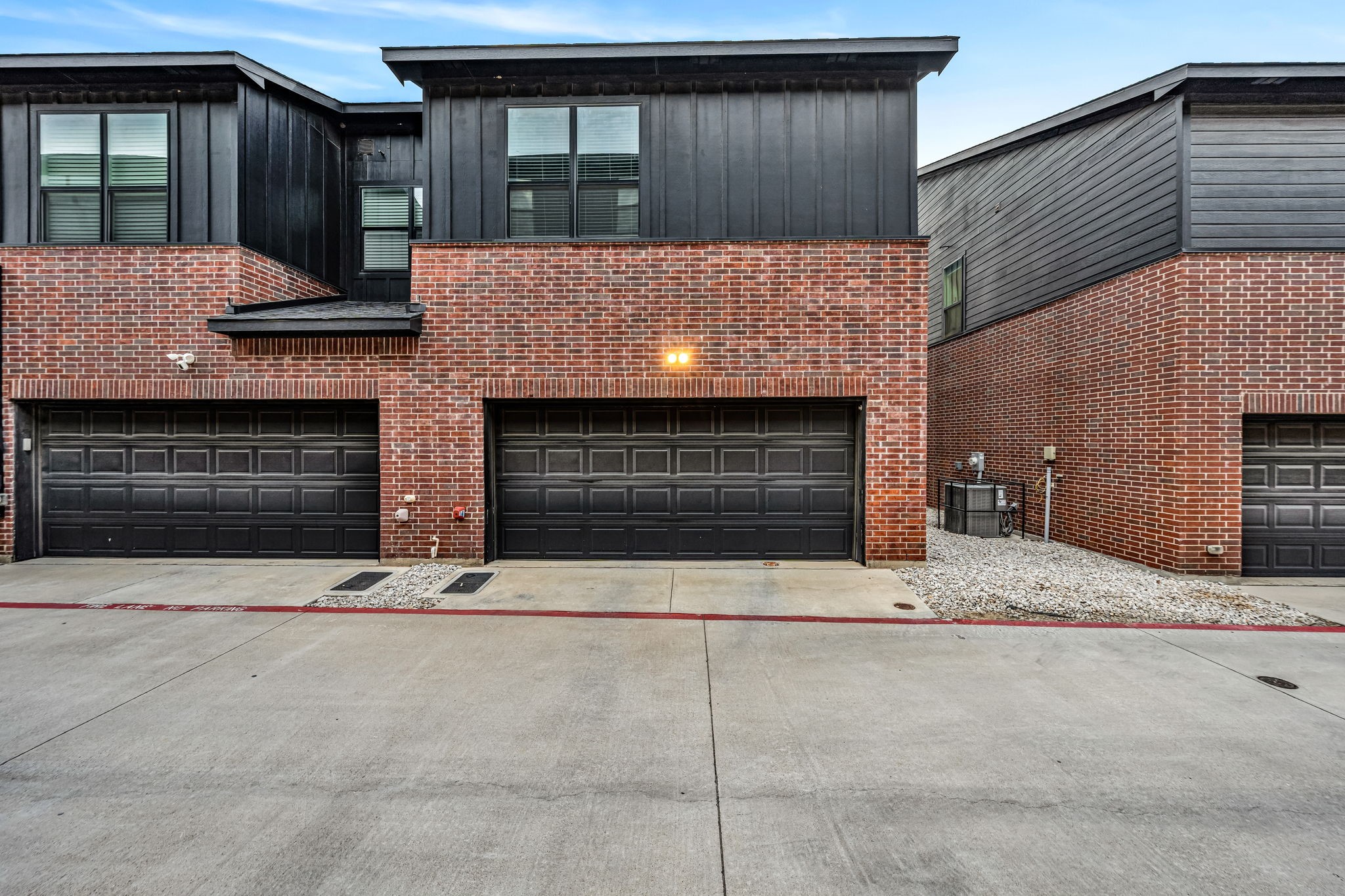 2825 Stanley Avenue Fort Worth TX 76110