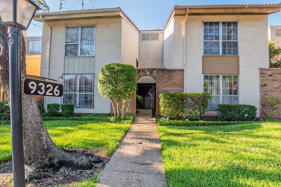 9326 Emberglow Lane Dallas TX 75243