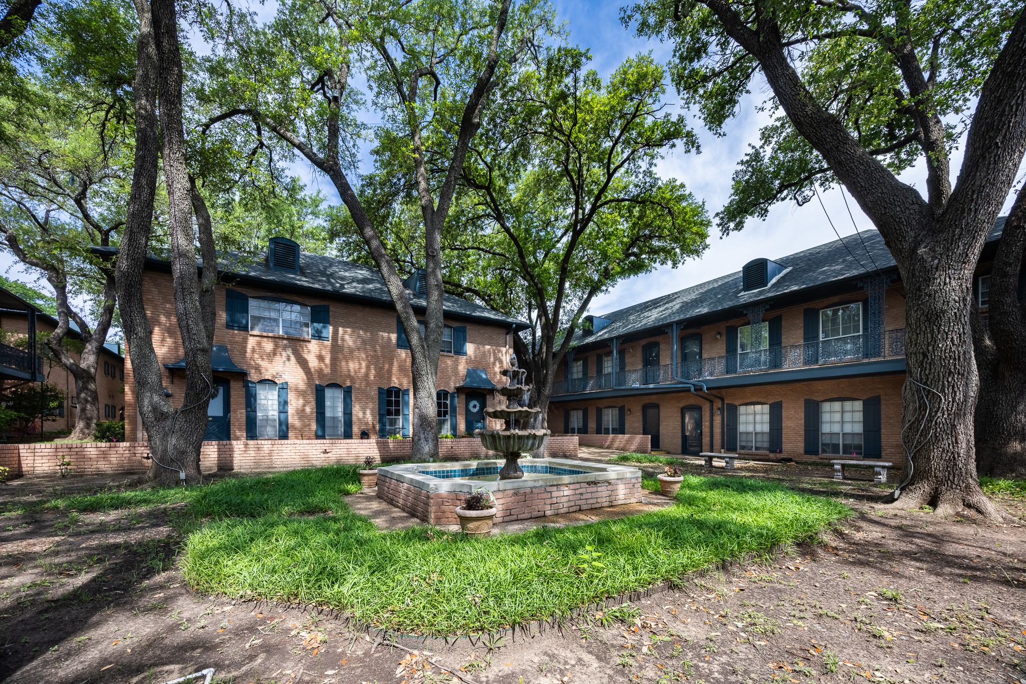 6027 E University Boulevard Dallas TX 75206