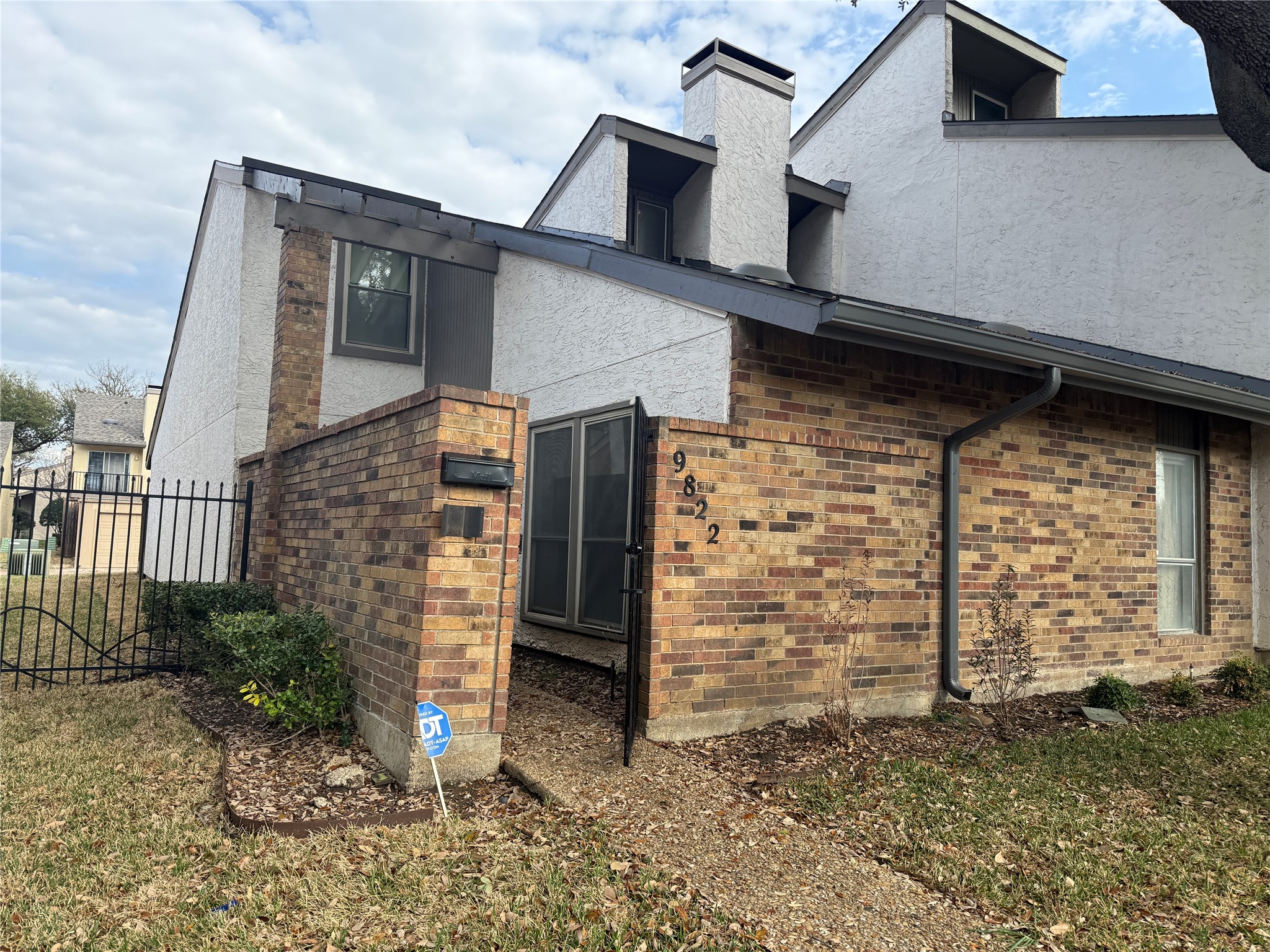 9822 Amberton Parkway Dallas TX 75243