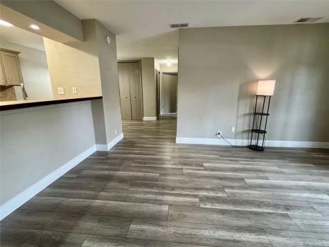 5981 Arapaho Road Dallas TX 75248