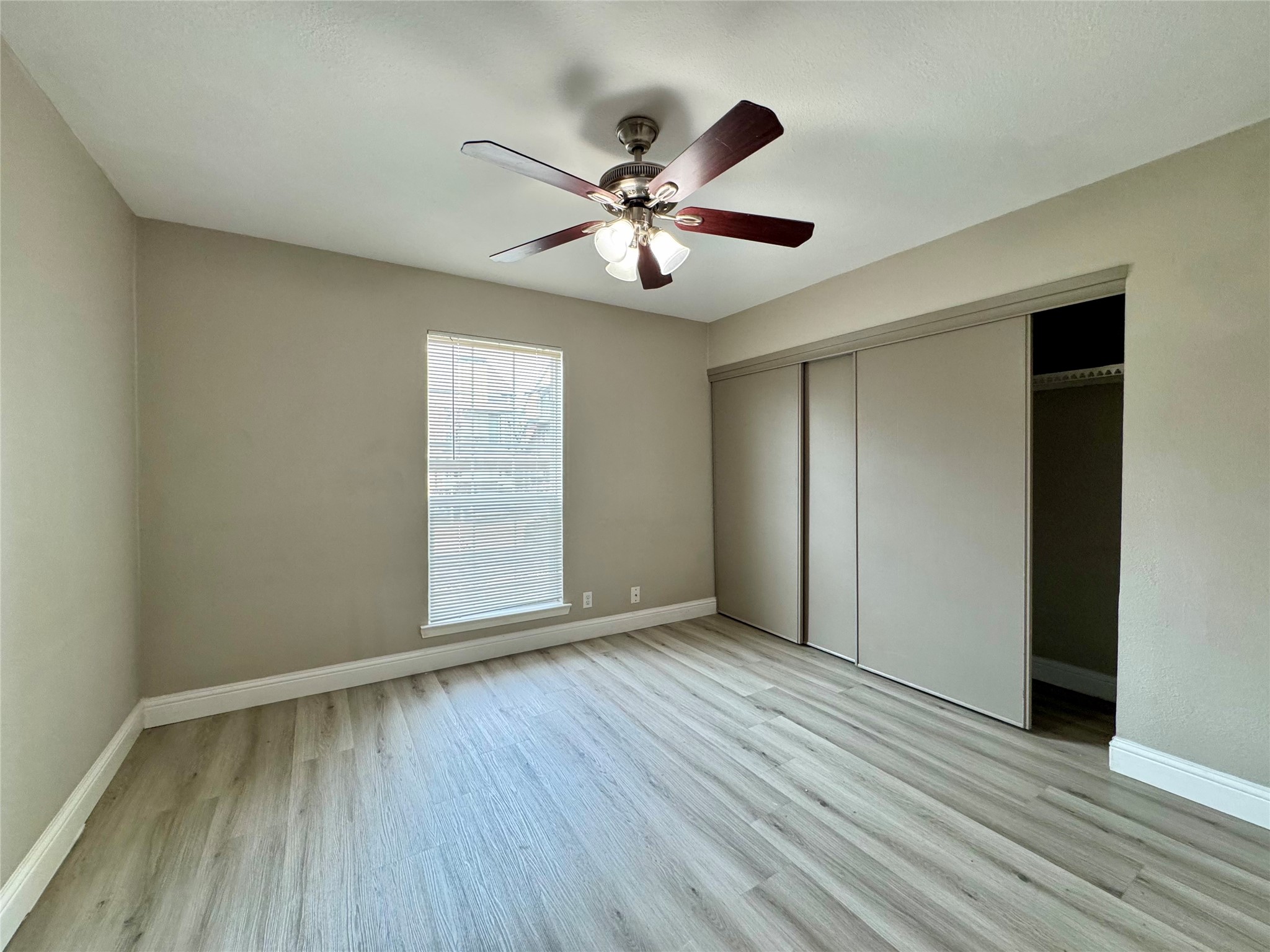 5981 Arapaho Road Dallas TX 75248