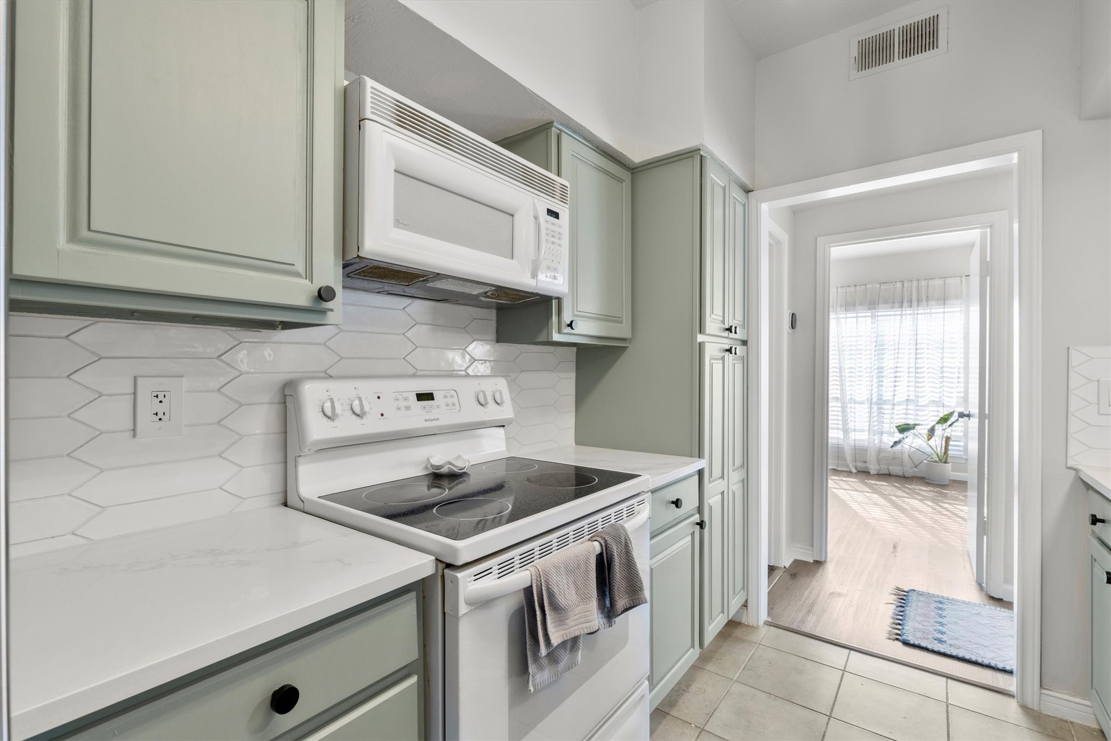 3550 Country Square Drive Carrollton TX 75006