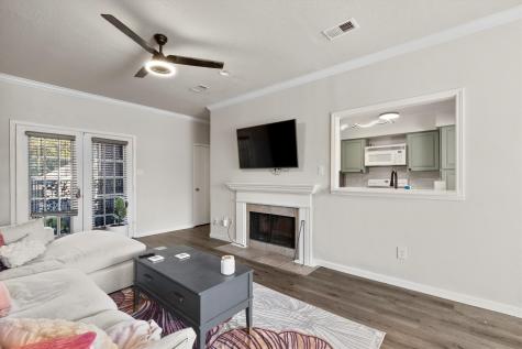 3550 Country Square Drive Carrollton TX 75006