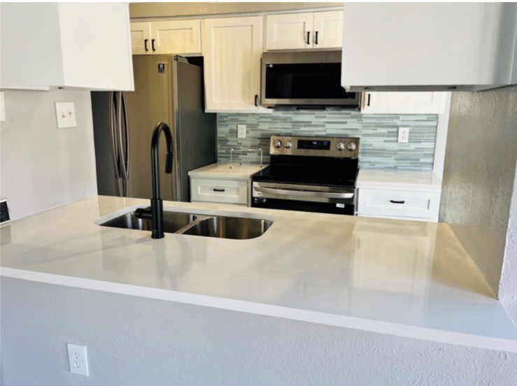 7107 Holly Hill Drive Dallas TX 75231
