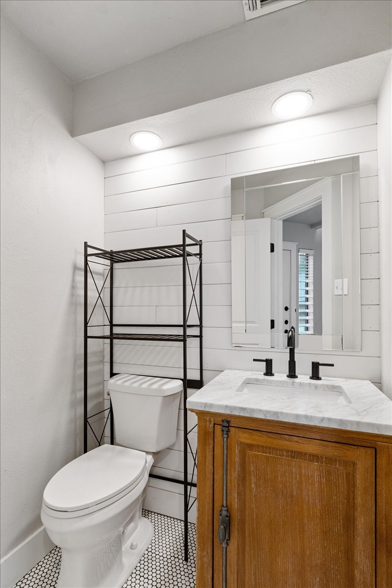 7 Dewberry Court Bedford TX 76021