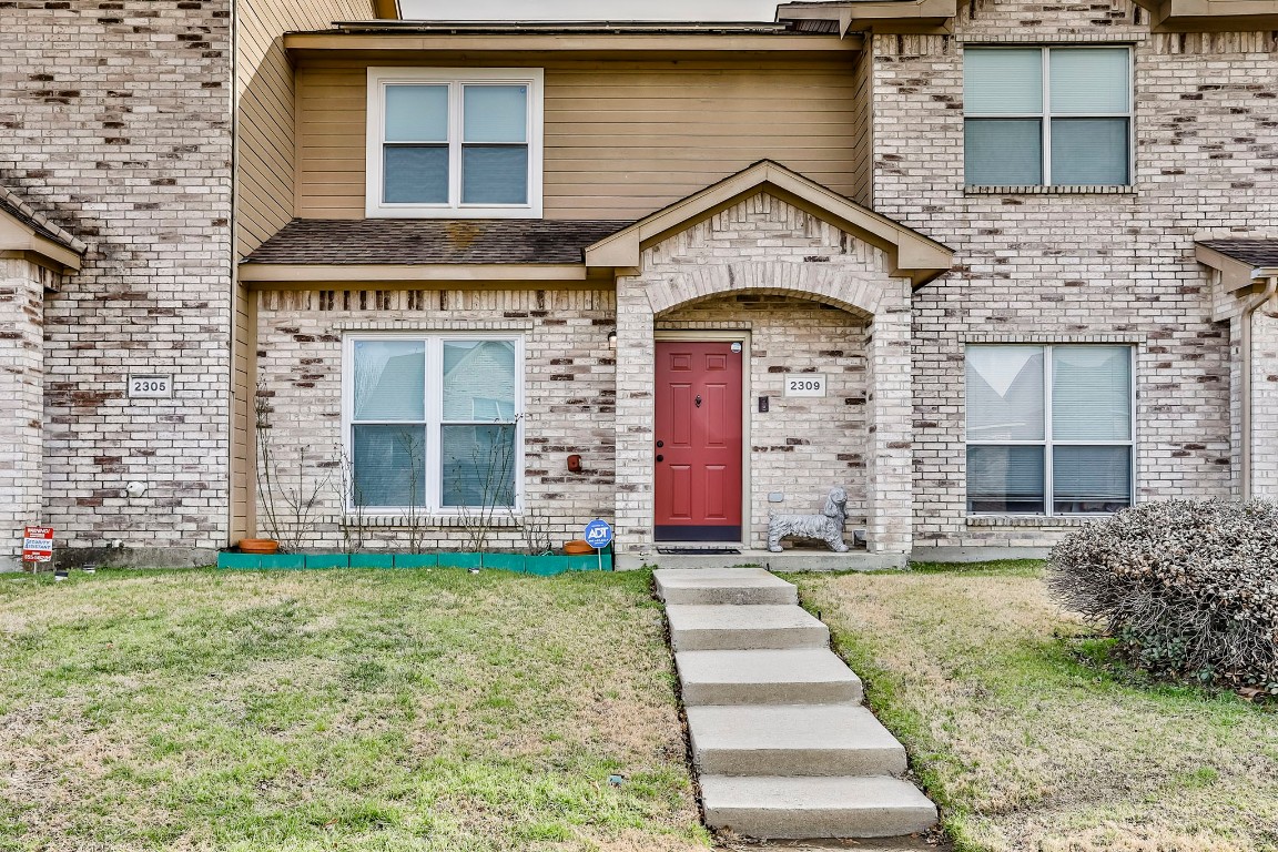 2309 Homewood Lane Grand Prairie TX 75050