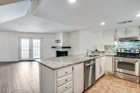 438 Yacht Club Drive Rockwall TX 75032