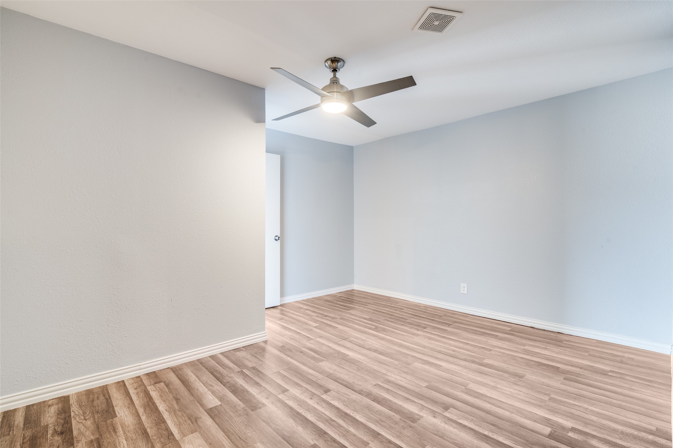 438 Yacht Club Drive Rockwall TX 75032