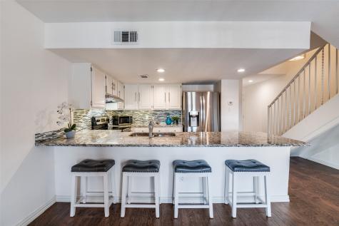 438 Yacht Club Drive Rockwall TX 75032
