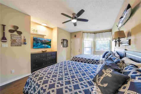 2164 Tanglewood Boulevard Pottsboro TX 75076