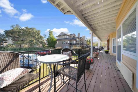 2164 Tanglewood Boulevard Pottsboro TX 75076