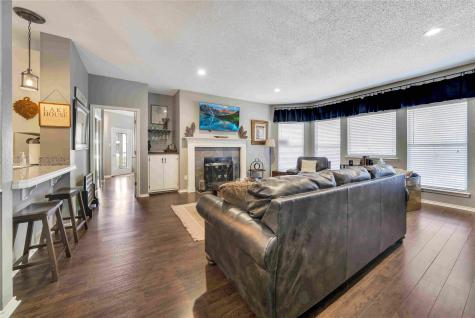 2164 Tanglewood Boulevard Pottsboro TX 75076