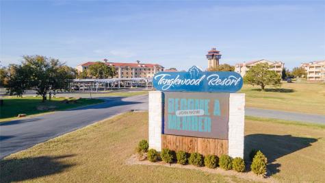 2164 Tanglewood Boulevard Pottsboro TX 75076