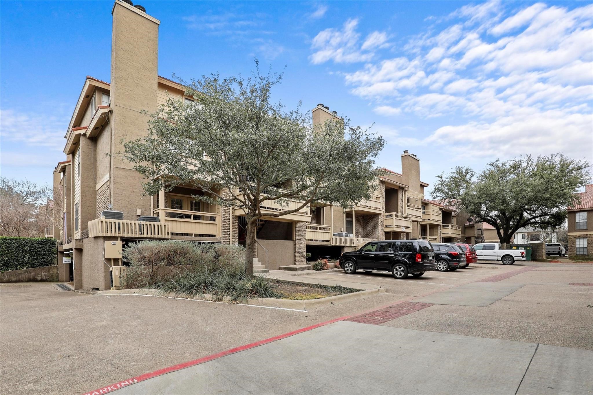 5200 Martel Avenue Dallas TX 75206