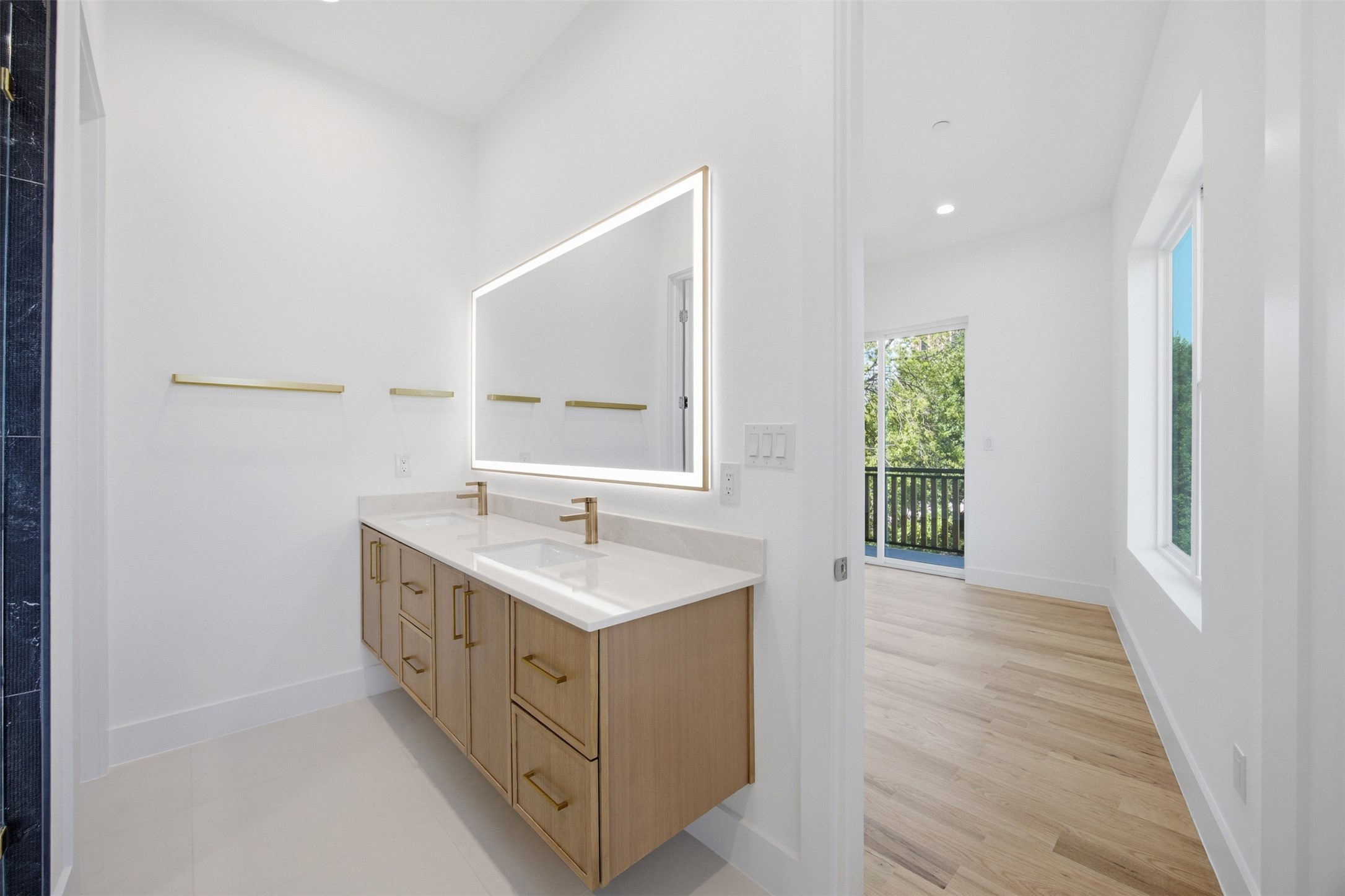 4605 Belmont Avenue Dallas TX 75204