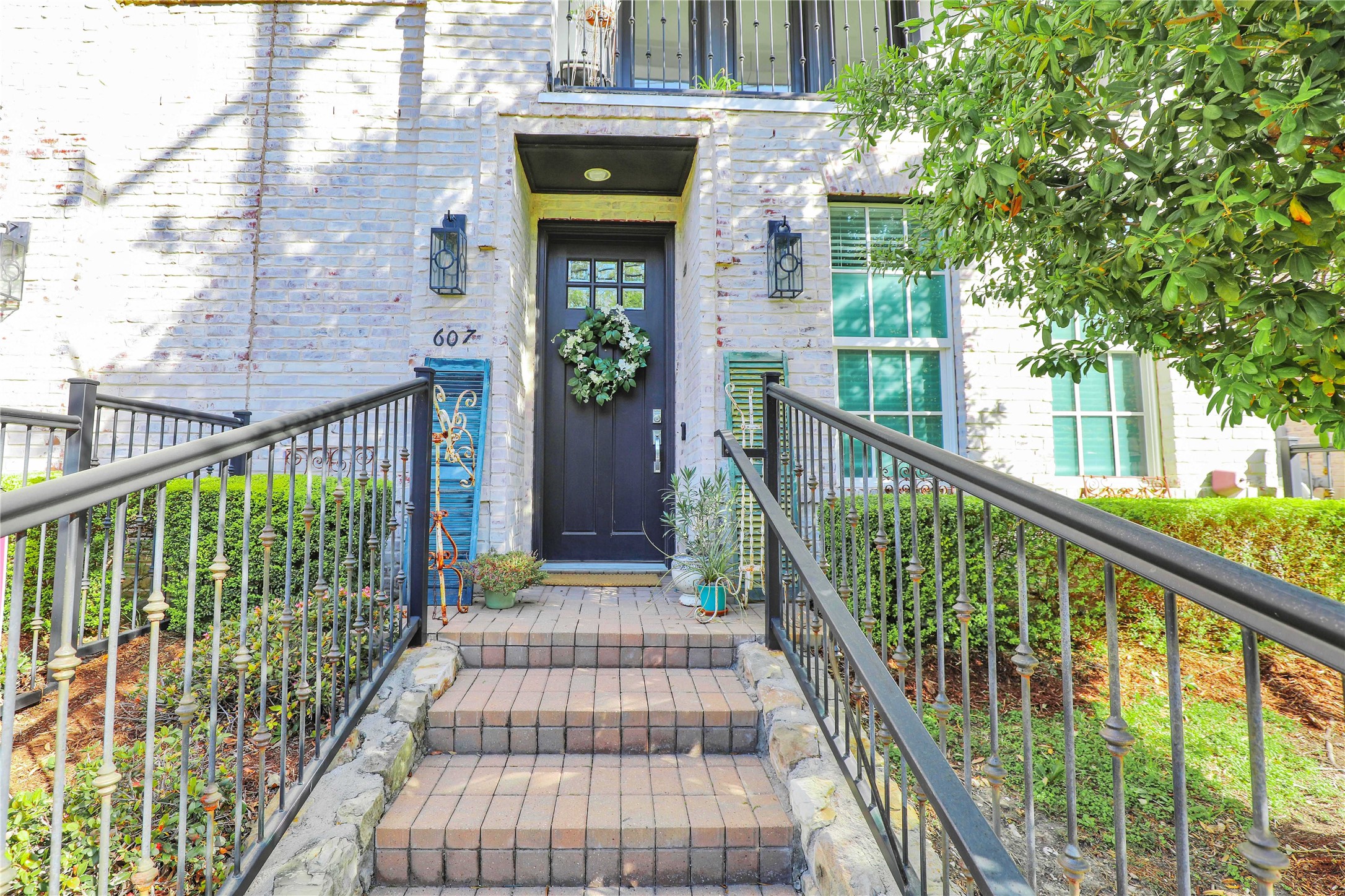 7333 Valley View Lane Dallas TX 75240