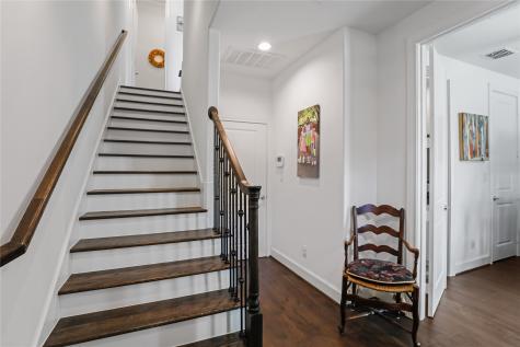 7333 Valley View Lane Dallas TX 75240
